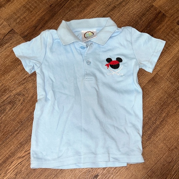 EUC Mickey Pirate Collared embroidered Shirt Disney Cruise Outfit - Picture 2 of 4
